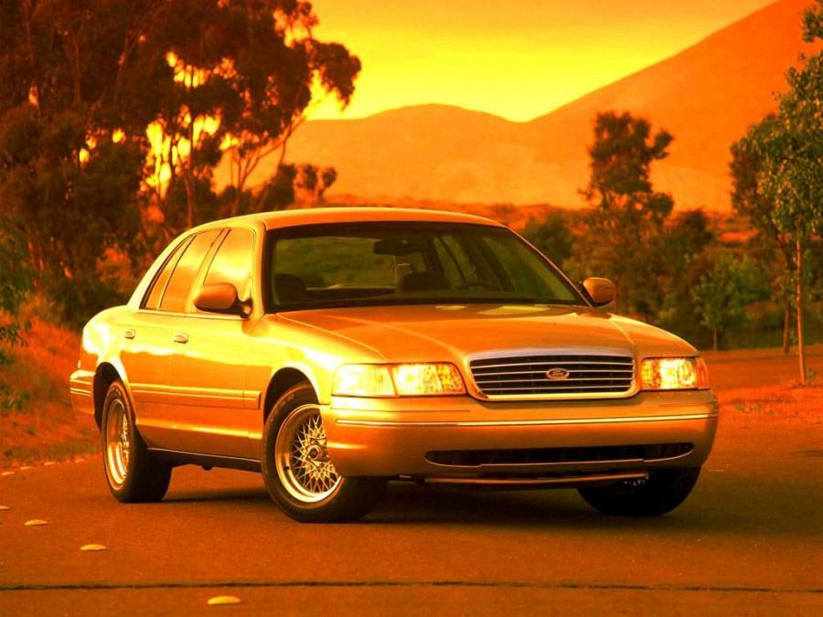  Ford Crown Victoria 1998 года  (фото 47 из 161)